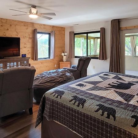 Haven On The Pond Villa Pigeon Forge Ngoại thất bức ảnh