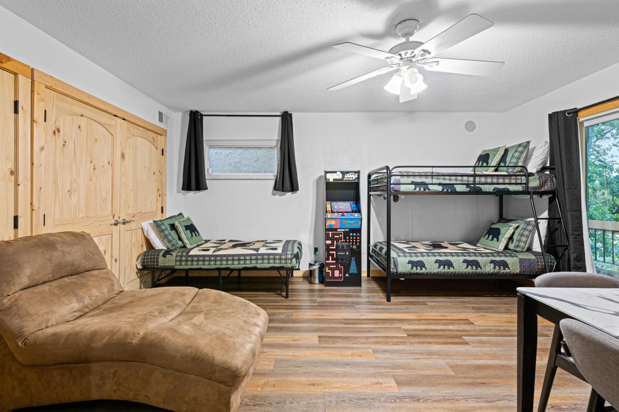 Haven On The Pond Villa Pigeon Forge Ngoại thất bức ảnh